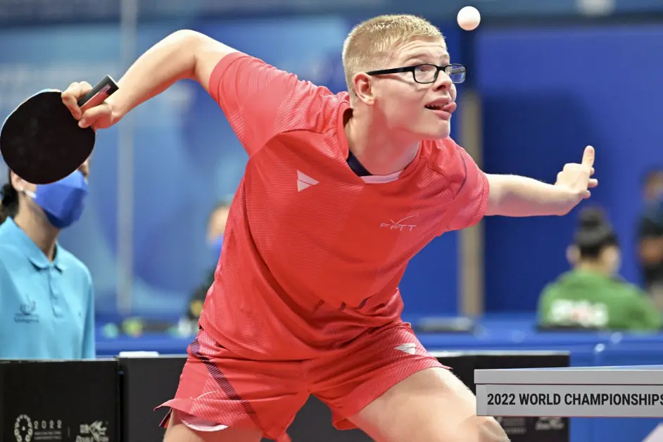 奥地利队逆转法国队，梁靖崑惊艳四座