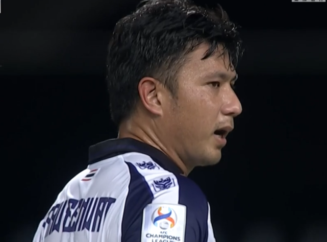 西藏队在客场击败劲旅，豪取三分