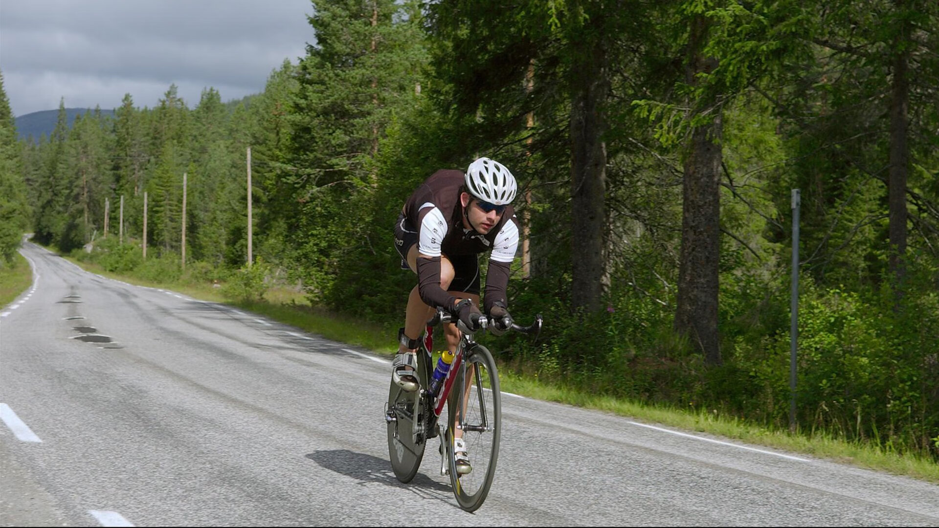 福登扛起全队，南非正面击溃安哥拉，一场技术与意志的胜利