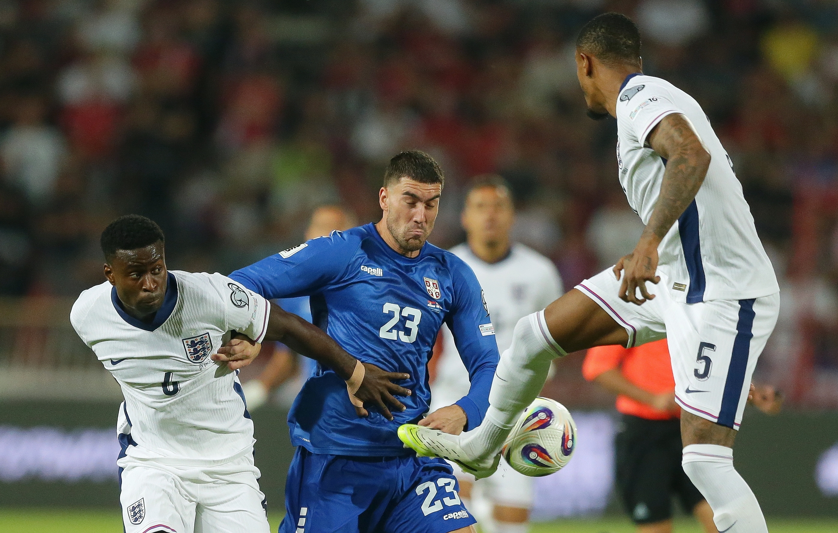 欧预赛:英格兰队中场突发伤情,备战压力倍增 欧预赛:英格兰队中场突发伤情,备战压力倍增