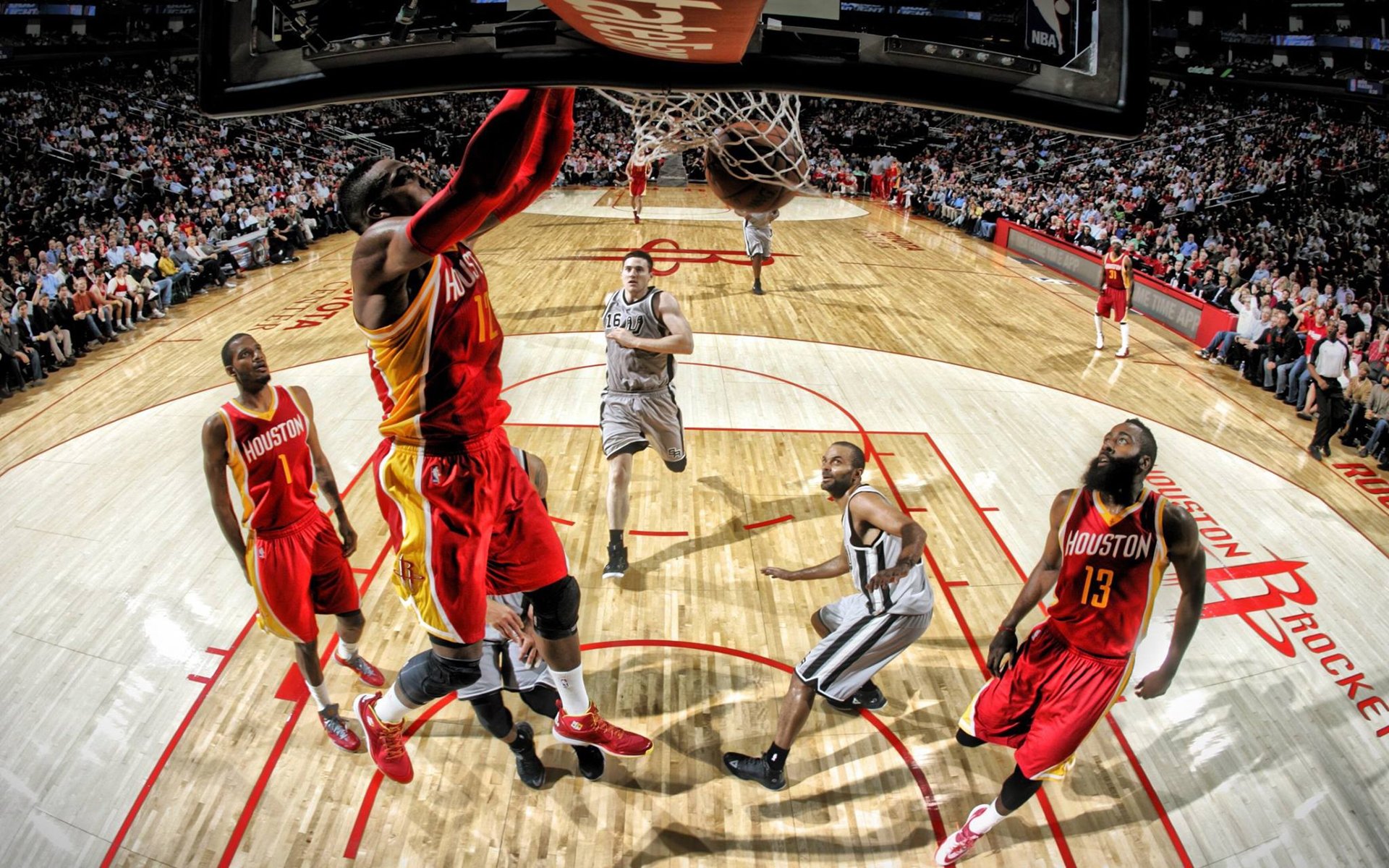 亚平宁烽火与凤凰城烈日,当意甲的天平遇上NBA的碾压,谁在定义唯一的剧本?